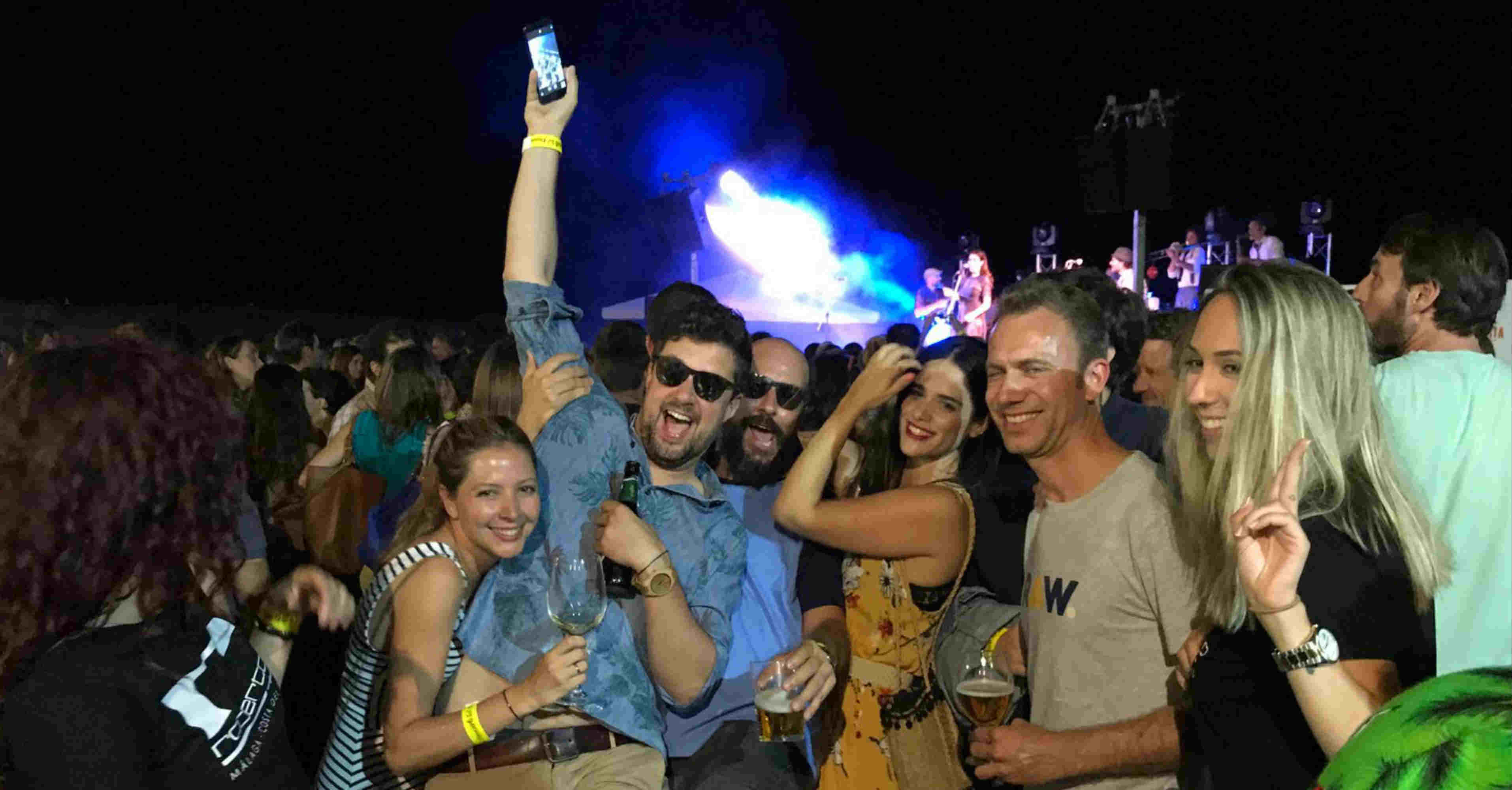 Dry Martina, swing y gafas de sol Dry Martina, swing y gafas de sol