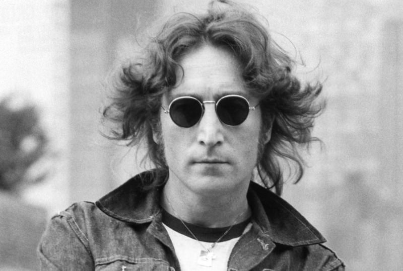 John Lennon ¿Con unas Ray Ban?