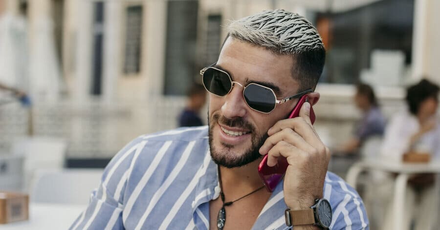 Cómo combinar gafas de sol de forma geométrica con tu estilo