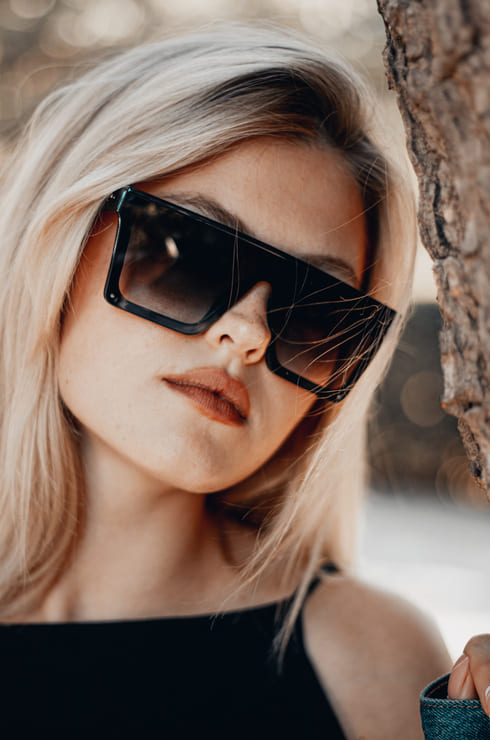 Accesorios para combinar con un vestido negro