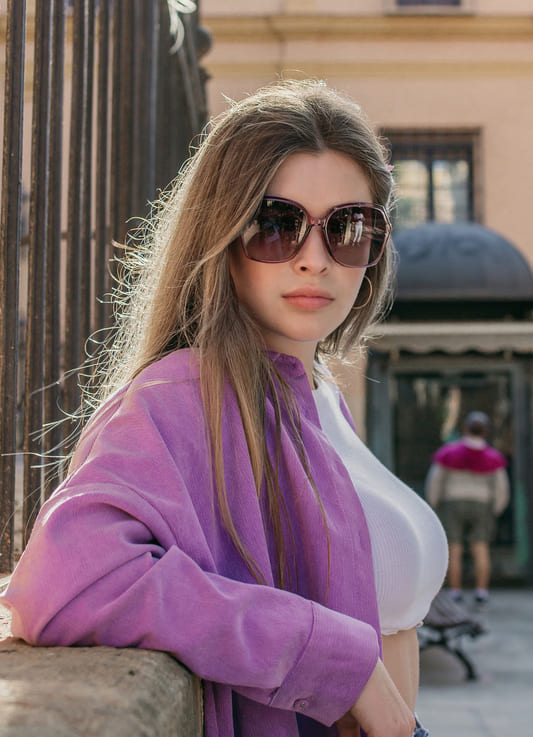 ¿Cómo deben ser unas buenas gafas de sol si tienes alergia al polen?